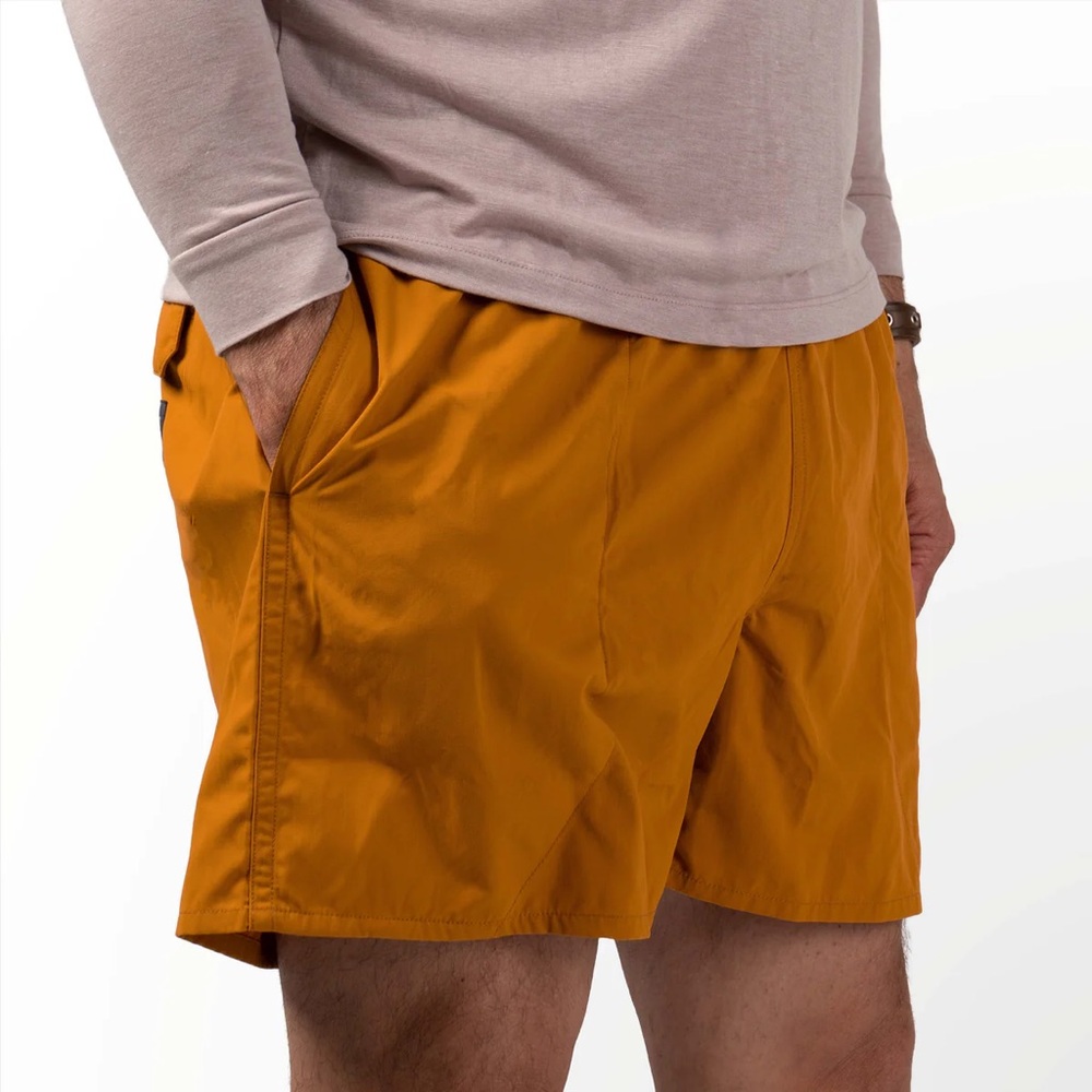 Duck Camp Men’s Scout Shorts 5” Inseam Buck Gold Size Large